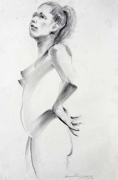 Desnudo de mujer.dibujo a carboncillo